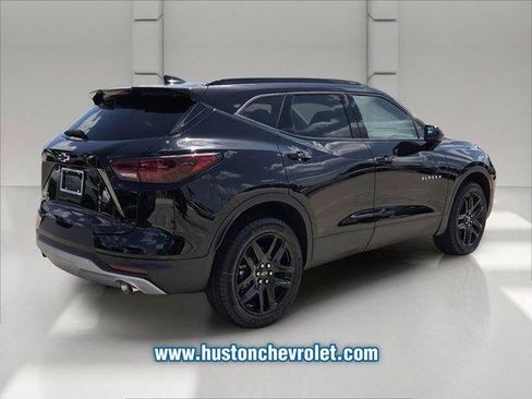 New 2026 Chevrolet Blazer LT w/ Convenience Package FWD image 5