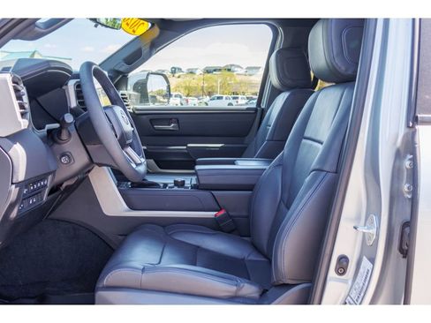 Used 2026 Toyota Sequoia Platinum AWD/4WD image 17