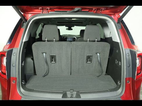 Used 2023 GMC Acadia SLE w/ Driver Convenience Package AWD/4WD image 15