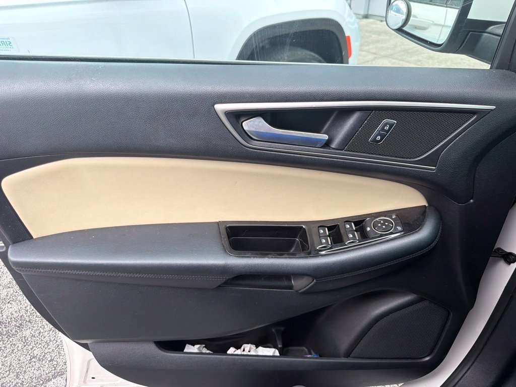 Used 2015 Ford Edge SEL w/ Equipment Group 201A AWD/4WD image 22