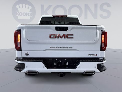 Used 2025 GMC Sierra 1500 AT4 w/ AT4 Premium Package AWD/4WD image 5