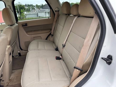 Used 2011 Ford Escape XLT AWD/4WD image 5