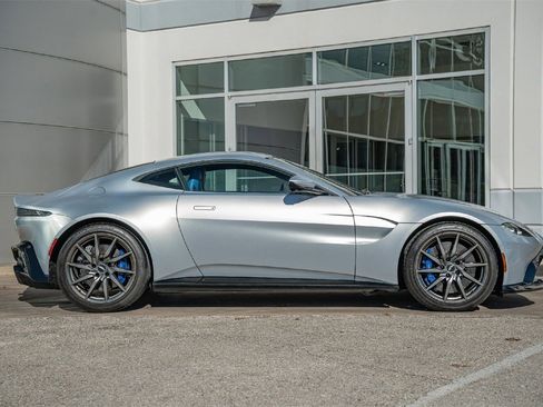 Used 2020 Aston Martin V8 Vantage Coupe image 7
