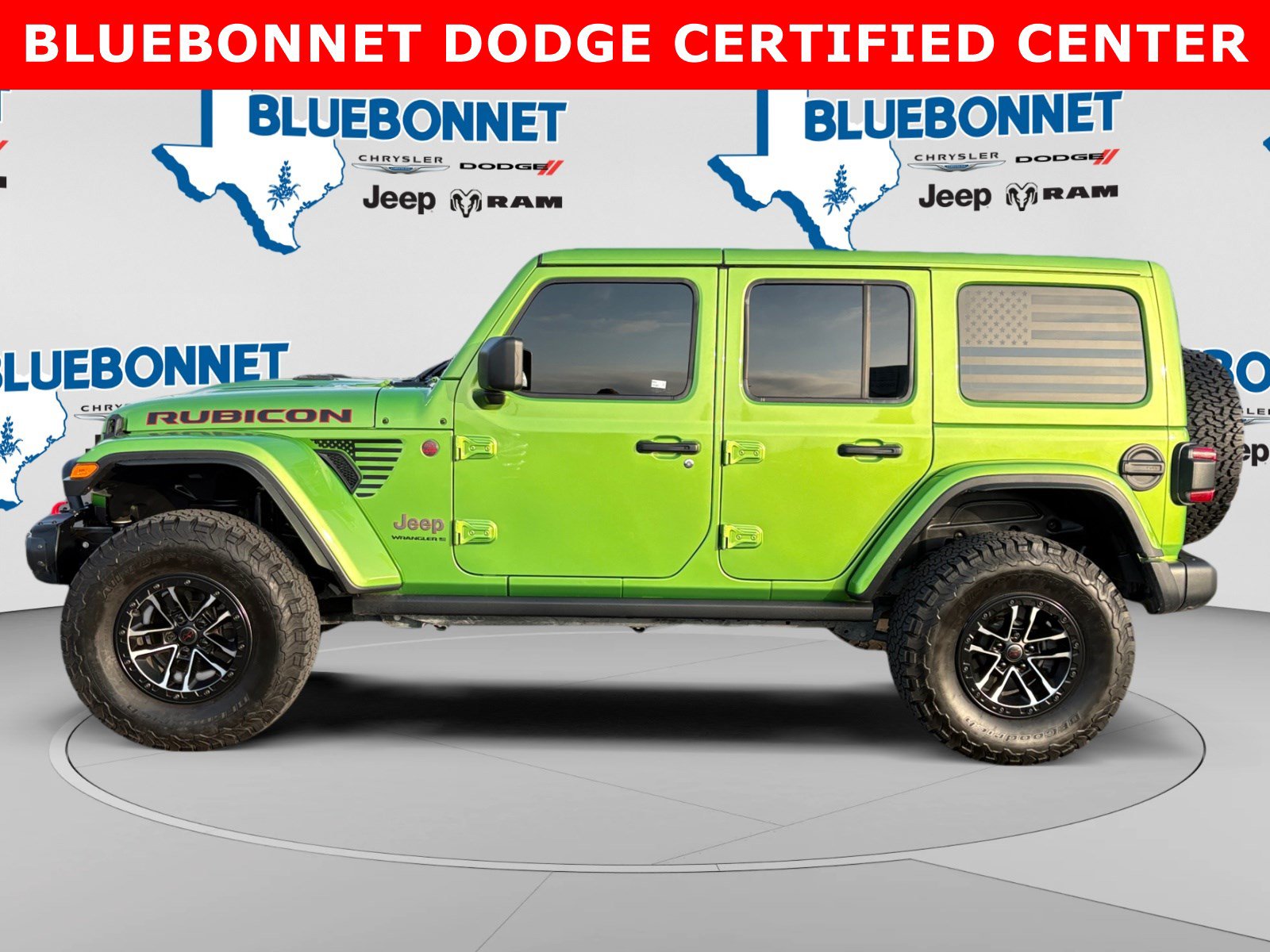 Used 2025 Jeep Wrangler Unlimited Rubicon AWD/4WD image 8