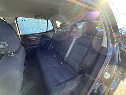 Used 2022 GMC Terrain SLE w/ Driver Convenience Package image 14