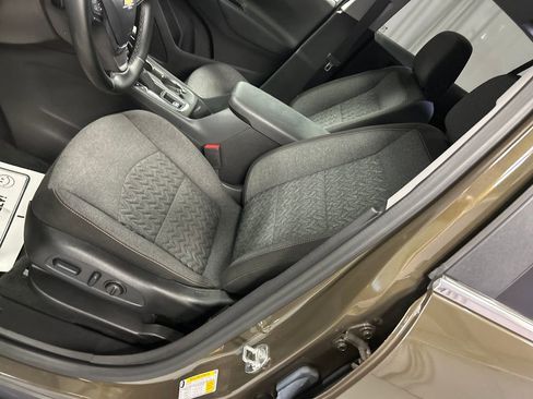 Used 2024 Chevrolet Equinox LT image 12