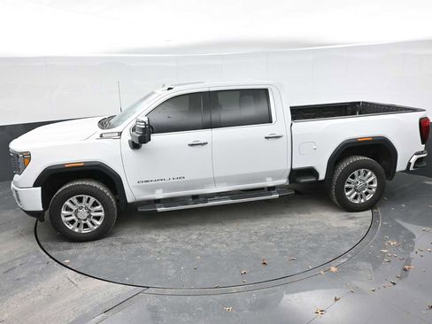 Used 2023 GMC Sierra 2500 Denali w/ Denali Ultimate Package image 20