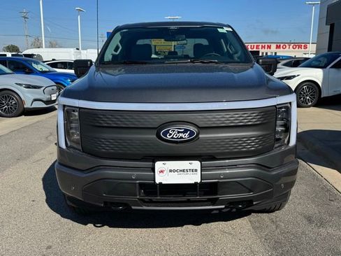 New 2025 Ford F150 Lightning Flash AWD/4WD image 31