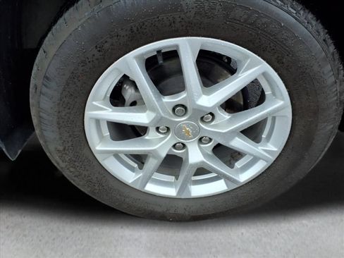 Used 2023 Chevrolet Equinox LT FWD image 12