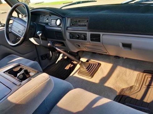 Used 1996 Ford F150 2WD Regular Cab image 5