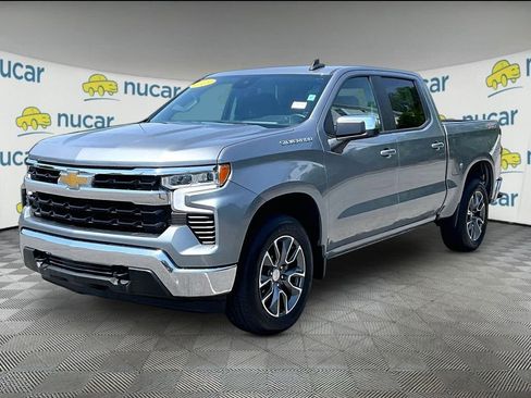 Used 2023 Chevrolet Silverado 1500 LT AWD/4WD image 3