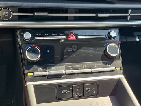 New 2027 Hyundai Santa Fe SEL FWD image 13