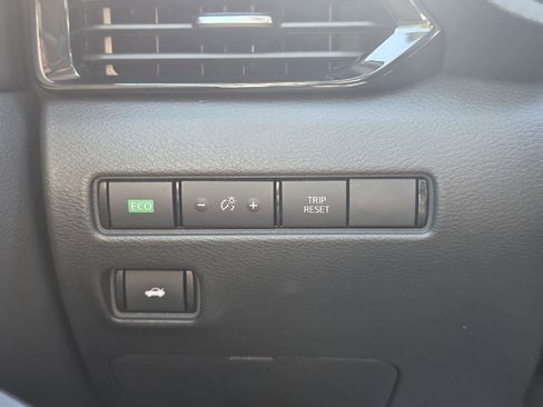 Used 2023 Nissan Sentra SV w/ All-Weather Package FWD image 19