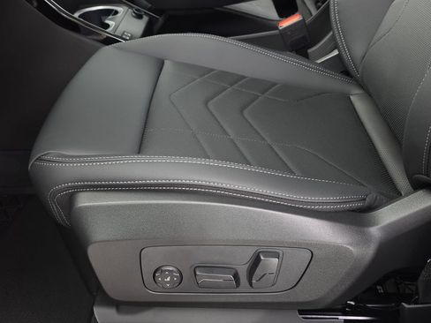 New 2026 BMW X1 xDrive28i w/ Convenience Package image 28