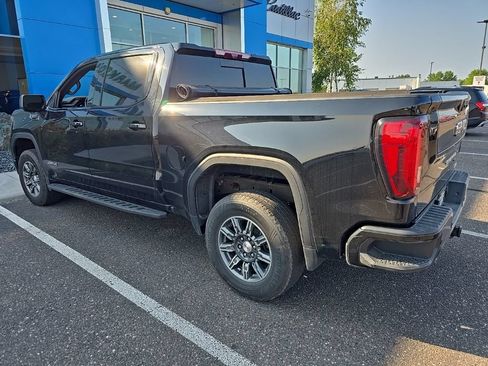 Used 2024 GMC Sierra 1500 AT4 w/ Technology Package AWD/4WD image 2