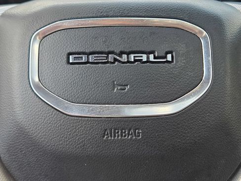 Used 2022 GMC Yukon Denali AWD/4WD image 29