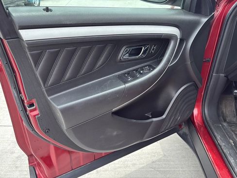 Used 2017 Ford Taurus SEL FWD image 5