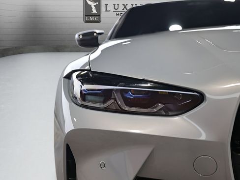 Used 2021 BMW M4 Competition w/ M Carbon Exterior Package image 21