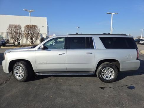 Used 2019 GMC Yukon XL SLT w/ Open Road Package image 28