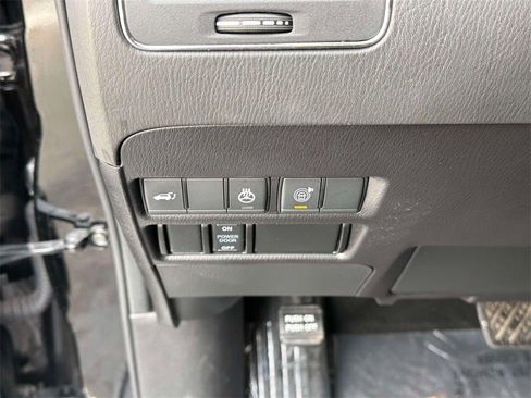 Certified 2023 Nissan Armada SL w/ Midnight Edition Package image 23