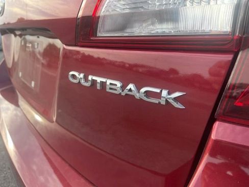 Used 2019 Subaru Outback 2.5i Premium AWD/4WD image 5