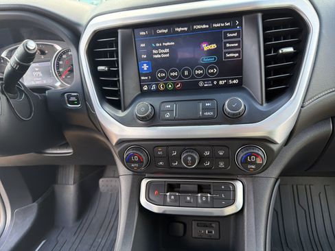 Used 2023 GMC Acadia SLE w/ Driver Convenience Package AWD/4WD image 18
