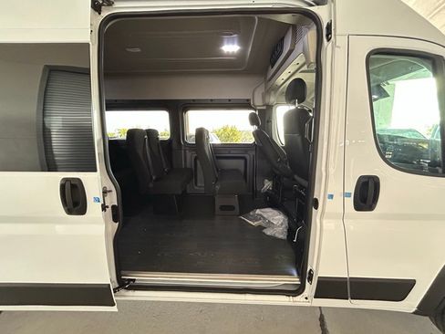 Used 2023 RAM ProMaster 3500 FWD image 29