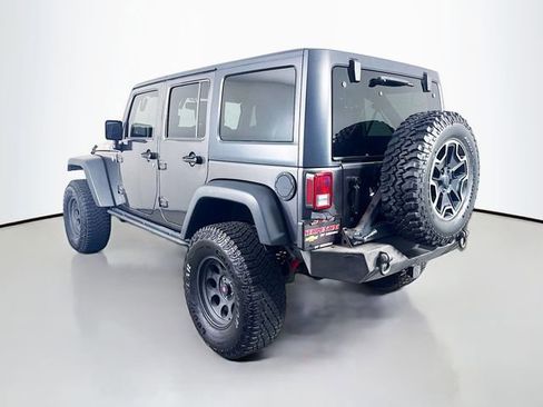 Used 2016 Jeep Wrangler Unlimited Rubicon AWD/4WD image 8