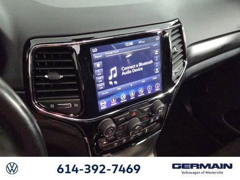 Used 2019 Jeep Grand Cherokee Altitude AWD/4WD image 22
