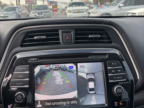 Used 2017 Nissan Maxima Platinum image 13