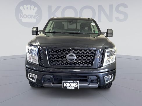 Used 2018 Nissan Titan PRO-4X w/ Pro-4x Utility Package image 11