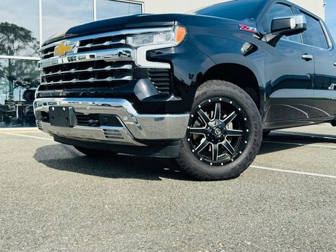 Used 2023 Chevrolet Silverado 1500 LTZ w/ LTZ Premium Package AWD/4WD image 1