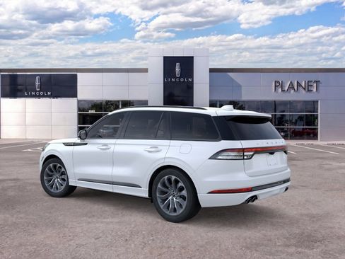 New 2026 Lincoln Aviator 2WD w/ Jet Appearance Package image 4