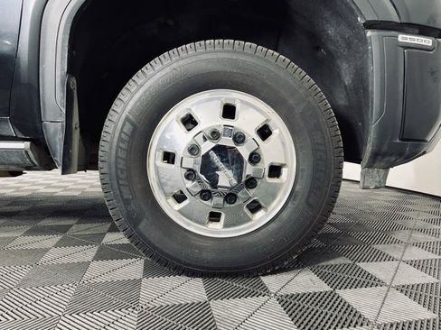 Used 2024 GMC Sierra 3500 Denali Ultimate image 6