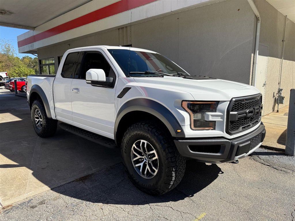 Used 2017 Ford F150 Raptor w/ Equipment Group 802A Luxury AWD/4WD image 1