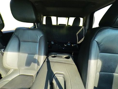 Used 2022 Chevrolet Silverado 1500 LT Trail Boss w/ LT Trail Boss Premium Package image 44