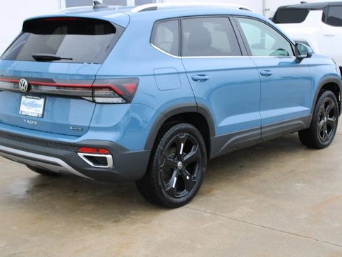 New 2026 Volkswagen Taos SEL AWD/4WD image 6