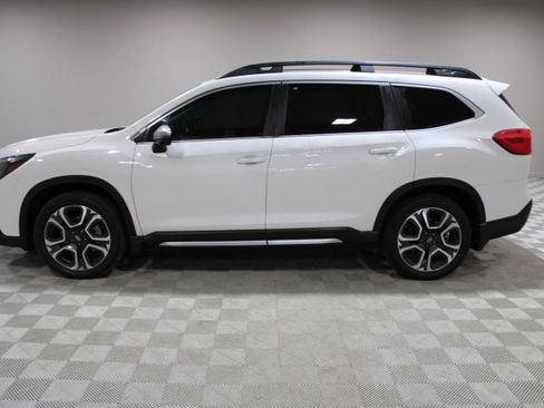 Used 2023 Subaru Ascent Limited w/ Technology Package image 9