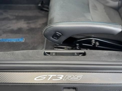 Certified 2025 Porsche 911 GT3 RS RWD image 16