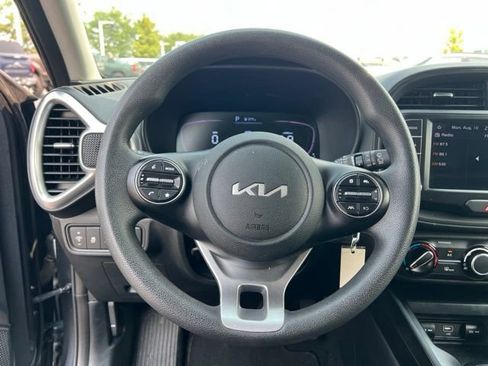 Used 2024 Kia Soul LX w/ Option Group 015 FWD image 13
