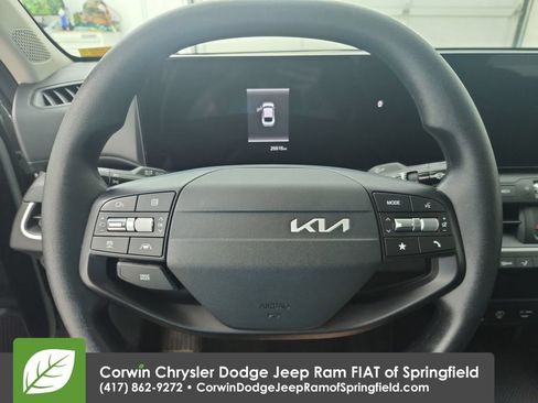 Used 2025 Kia K4 FWD image 21
