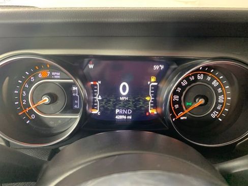 Used 2023 Jeep Wrangler Sahara image 20