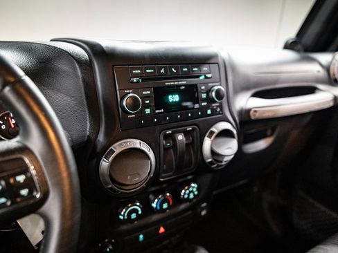 Used 2012 Jeep Wrangler Sport image 34