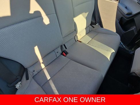 Used 2017 Subaru Forester 2.5i Premium w/ All-Weather Package image 11