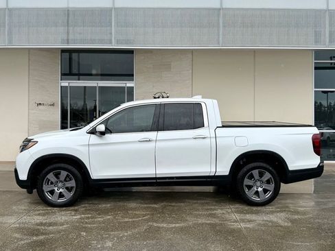 Used 2020 Honda Ridgeline RTL-E image 2