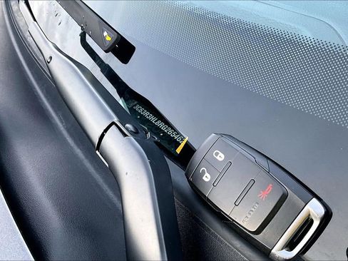 Used 2024 RAM 3500 Big Horn image 11