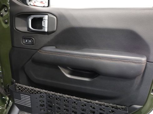 Used 2021 Jeep Wrangler Unlimited Rubicon w/ Trailer Tow Package image 42