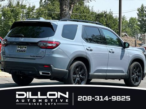 Used 2025 Honda Pilot Black Edition image 6