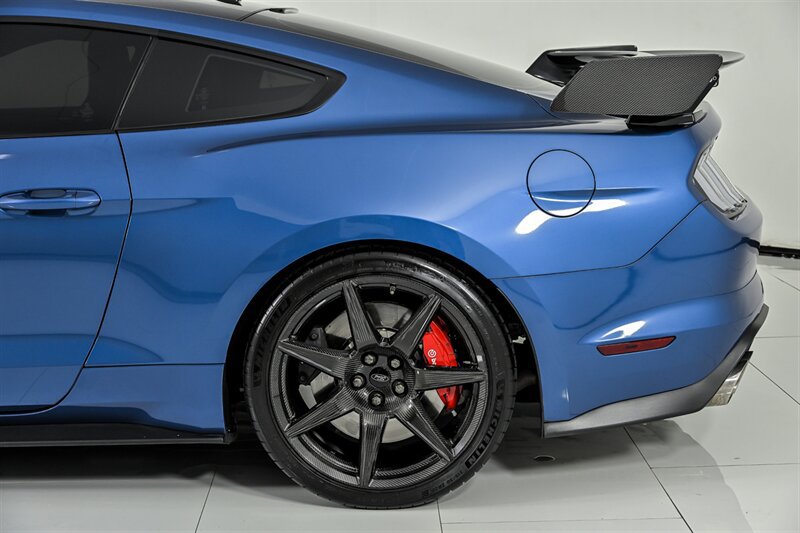Used 2021 Ford Mustang Shelby GT500 w/ Carbon Fiber Track Pack RWD image 10