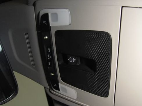 Used 2024 Honda CR-V EX image 8